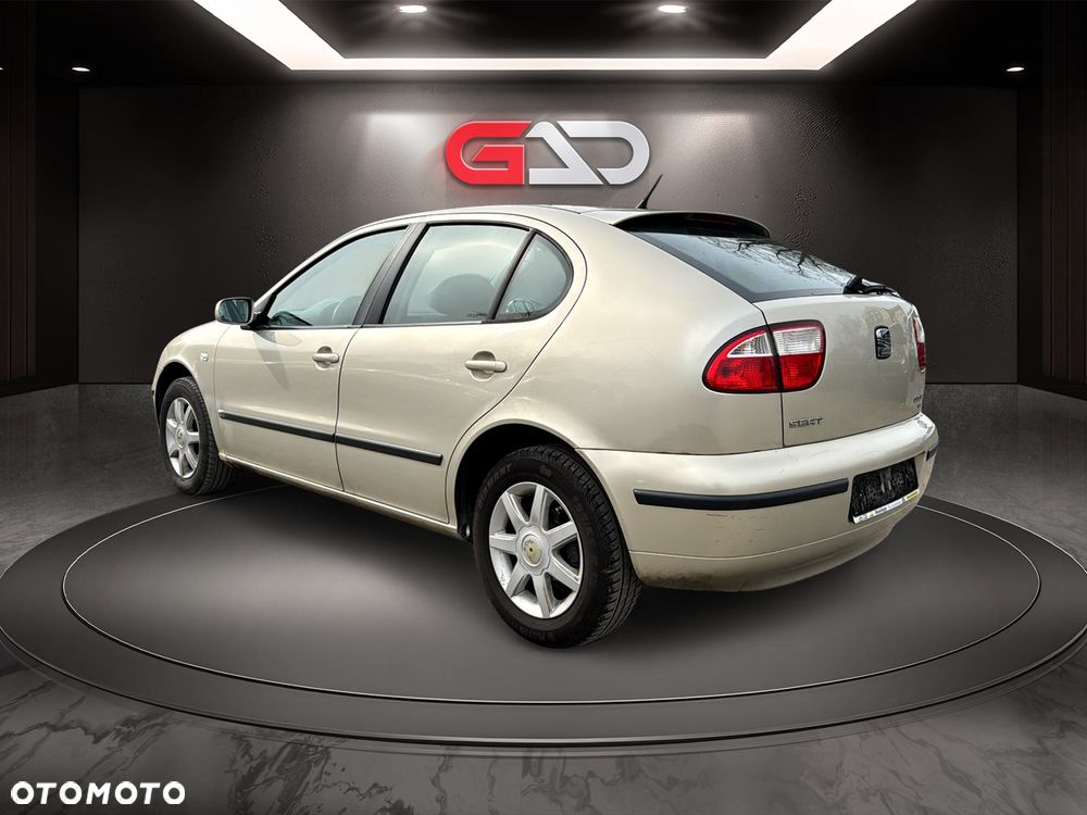 Seat Leon 1.9 TDI Signo - 4