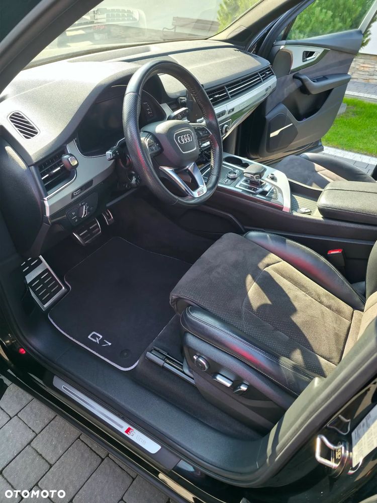 Audi Q7 - 3