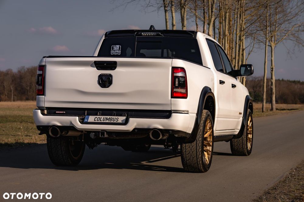 RAM 1500 Crew Cab Shortbed Bighorn - 21