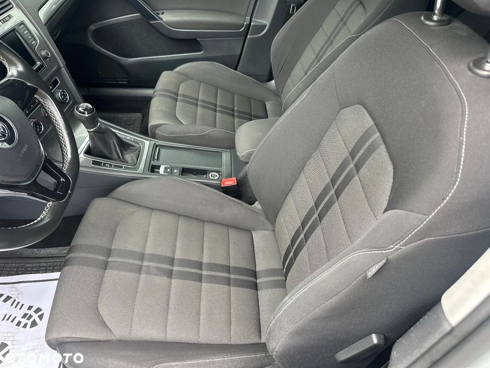 Volkswagen Golf 1.6 TDI BMT Comfortline - 20