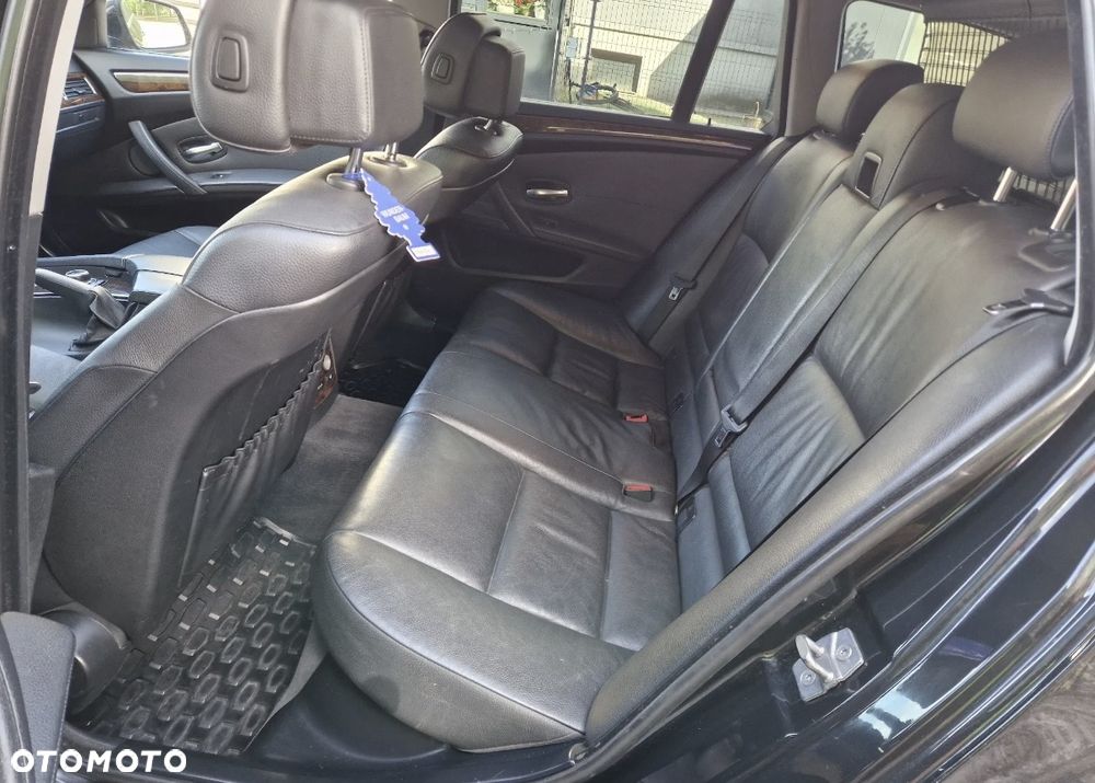 BMW Seria 5 - 11