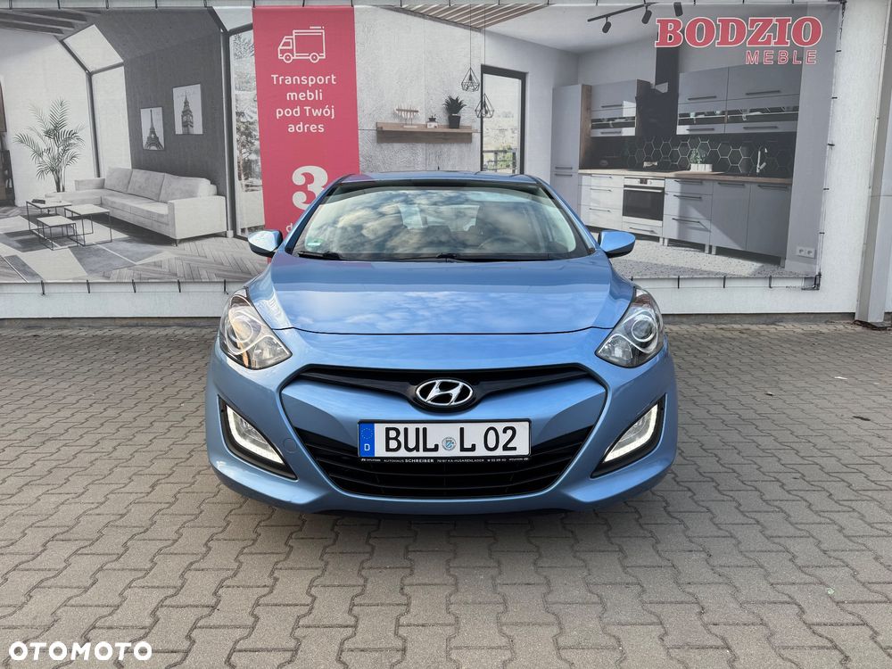 Hyundai i30 - 23