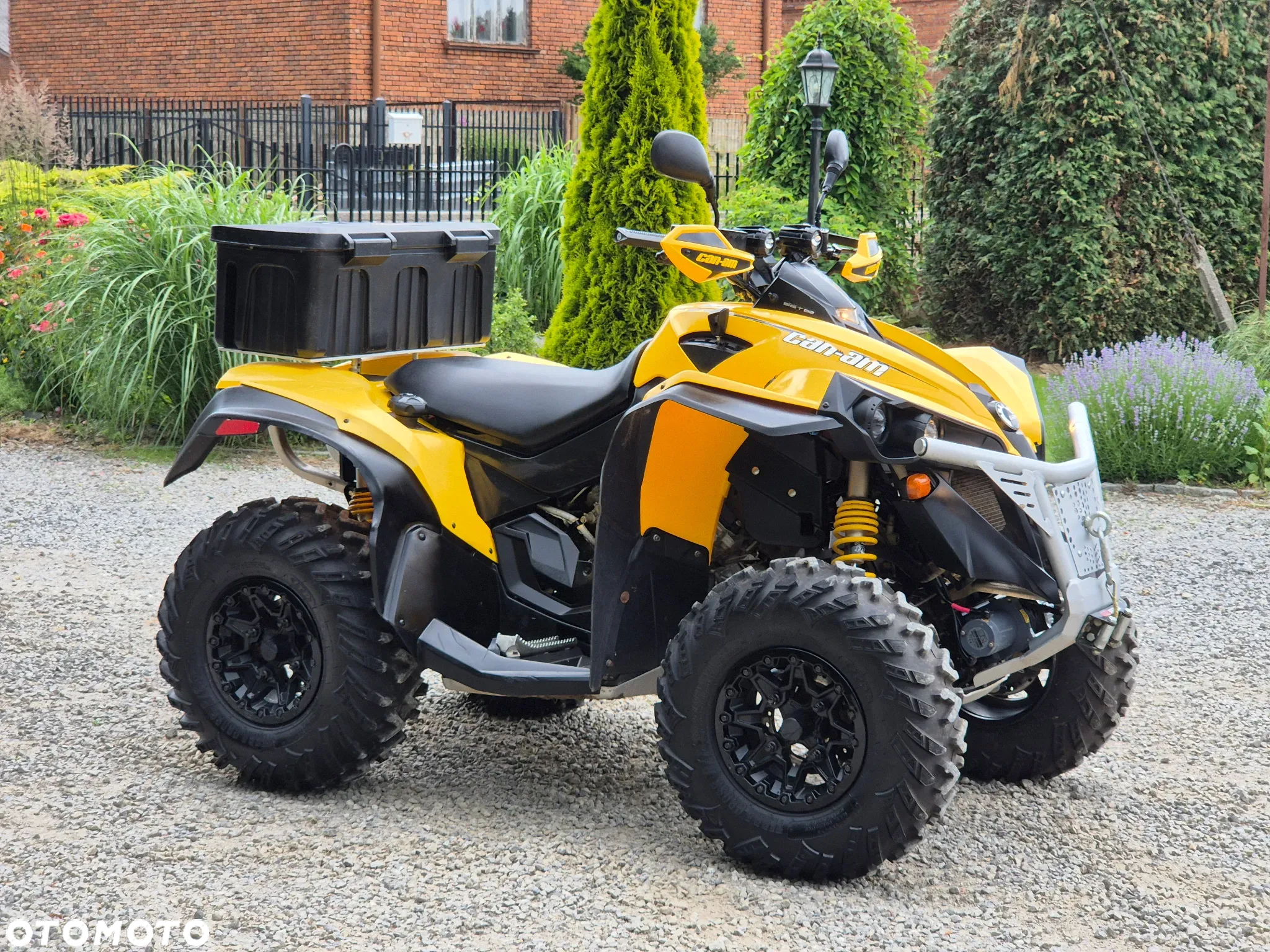 Can-Am Renegade - 8