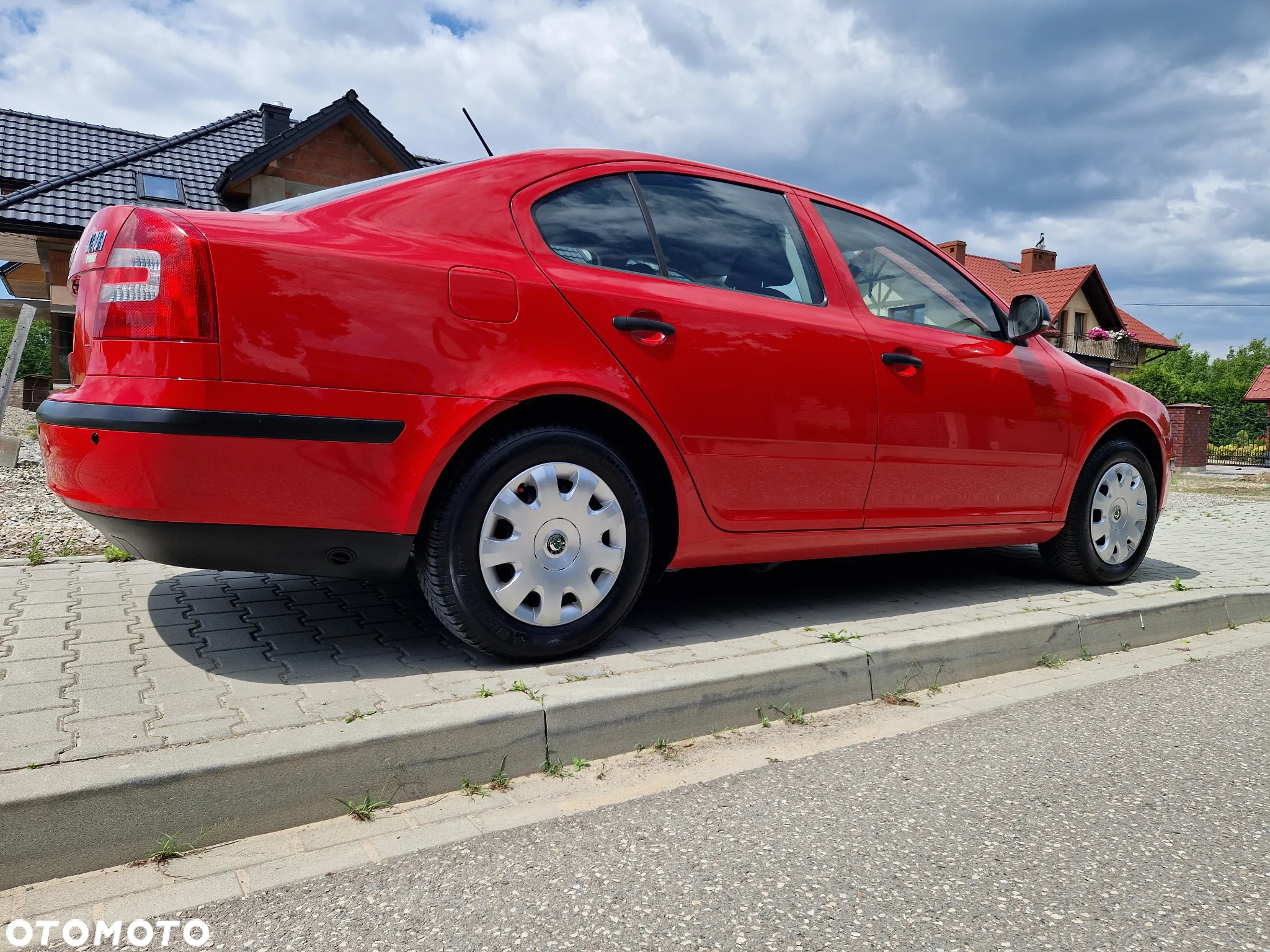 Skoda Octavia 1.6 Ambiente - 9