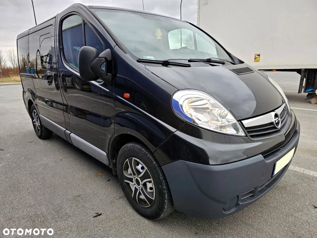 Opel Vivaro - 2