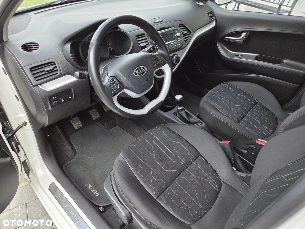 Kia Picanto 1.2 Dream Team Edition - 16