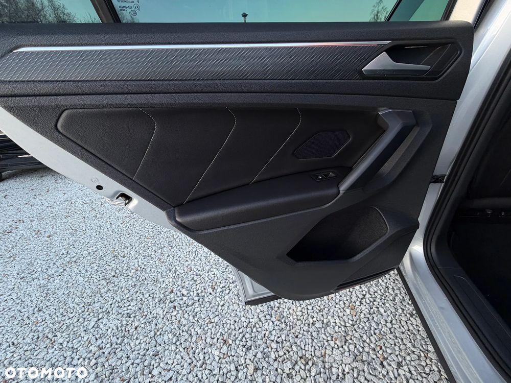 Volkswagen Tiguan - 30