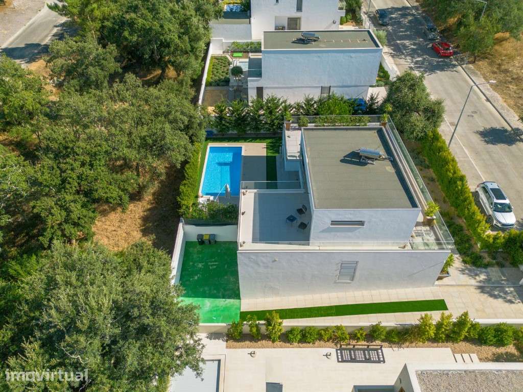Moradia nova de luxo com piscina no Alto das Vinhas, Sesimbra. V3+1... - Grande imagem: 3/43