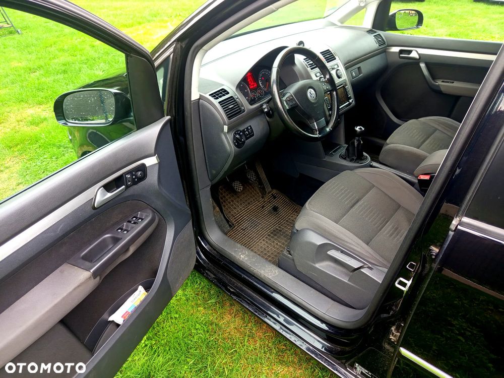 Volkswagen Touran 1.9 TDI DPF Highline - 6