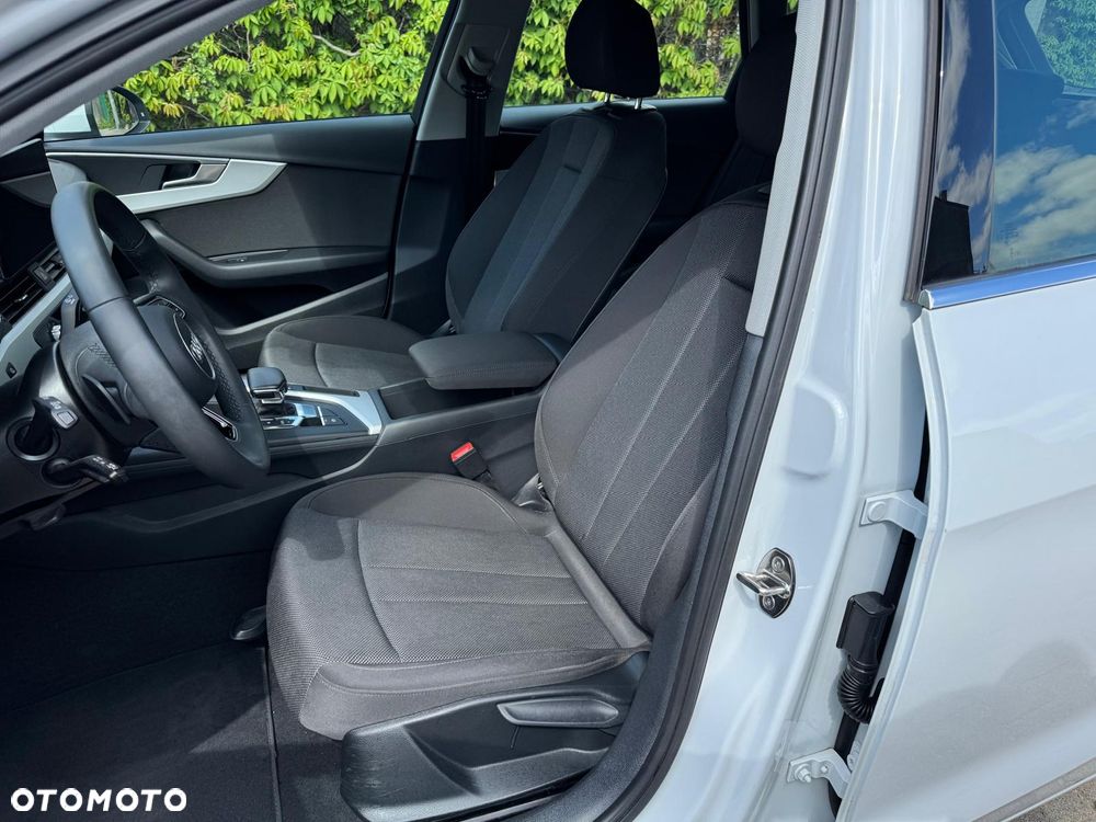 Audi A4 Avant 30 TDI S tronic advanced - 22