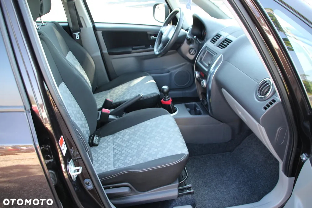 Suzuki SX4 1.6 VVT 4x2 Style - 34