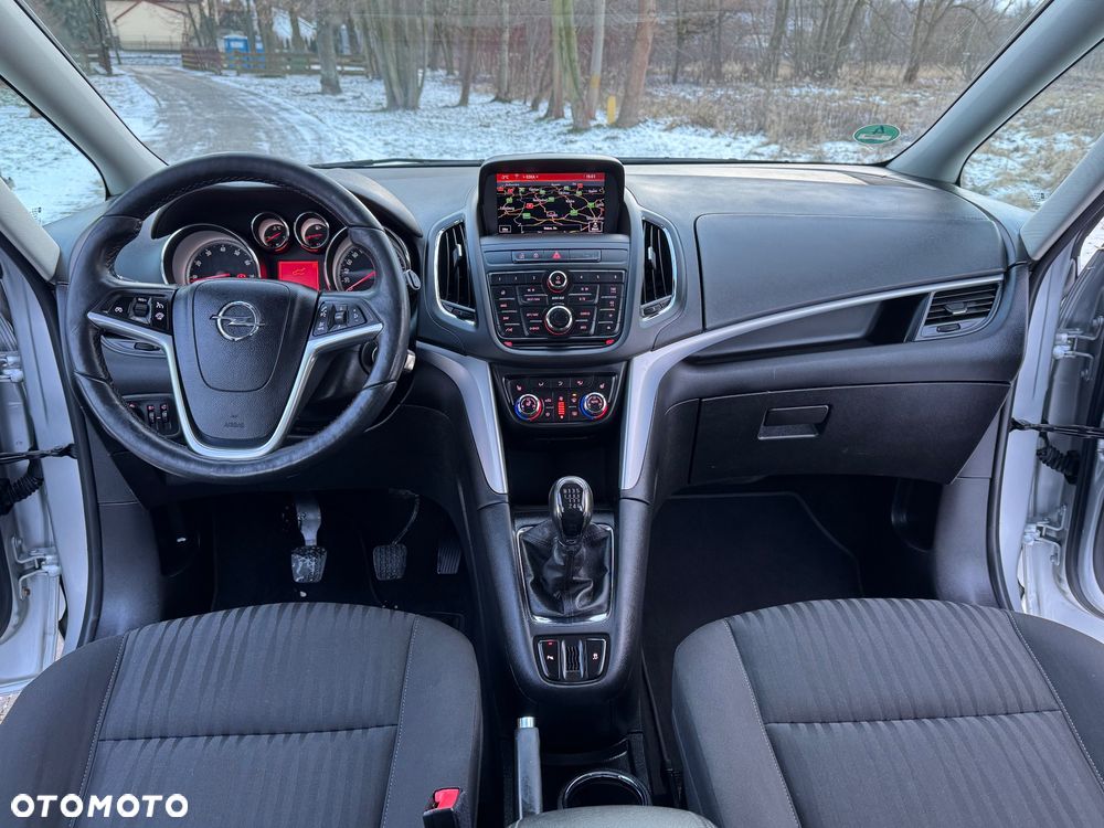Opel Zafira Tourer 1.4 Turbo Innovation - 24
