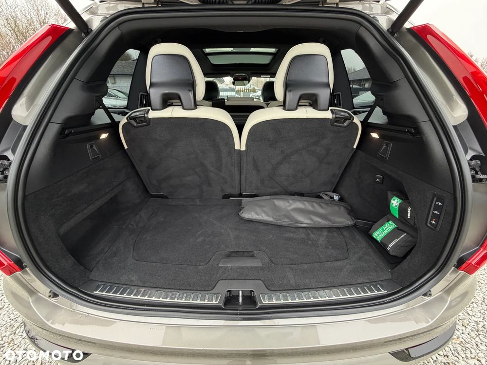 Volvo XC 90 T8 AWD Recharge Ultimate Dark - 34