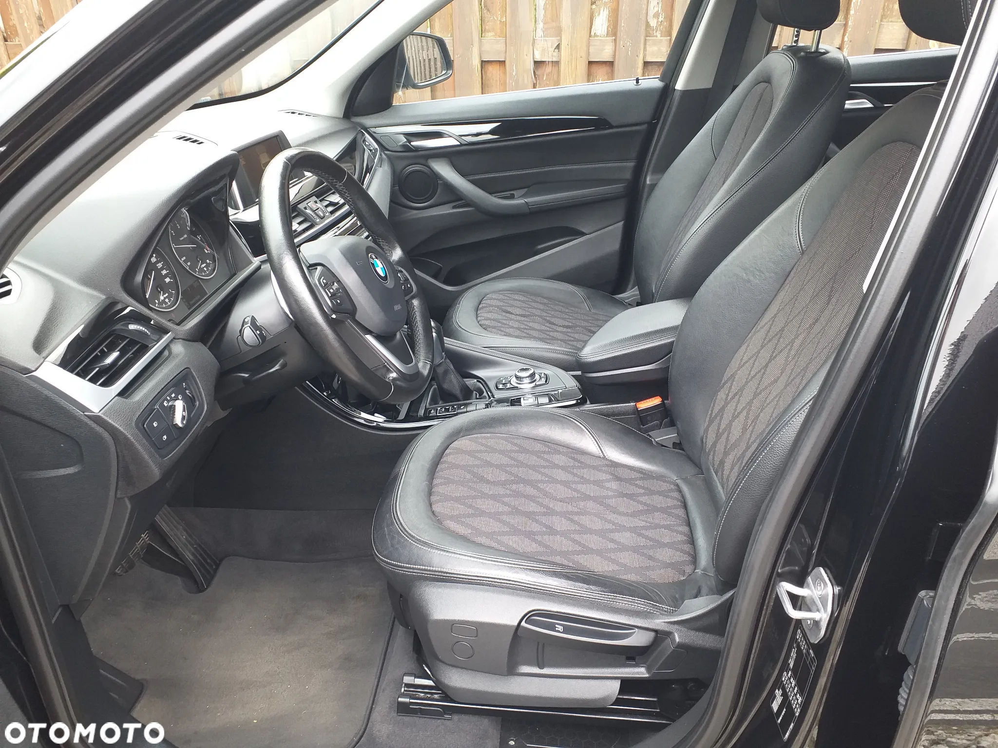 BMW X1 sDrive18d xLine sport - 16