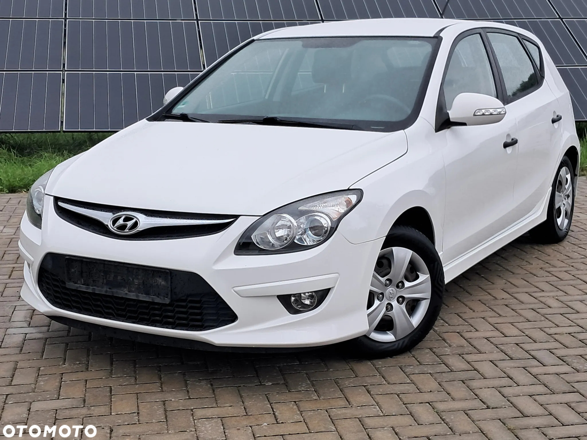 Hyundai i30 1.4 FIFA WM Edition - 4