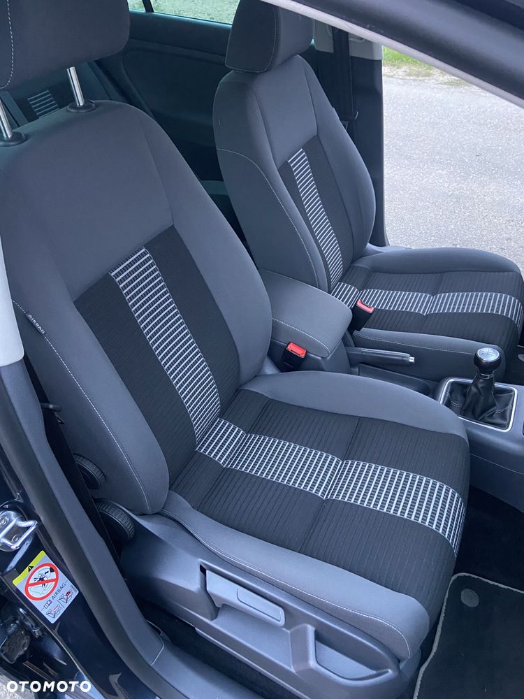 Volkswagen Golf Plus 1.9 TDI DPF United - 17