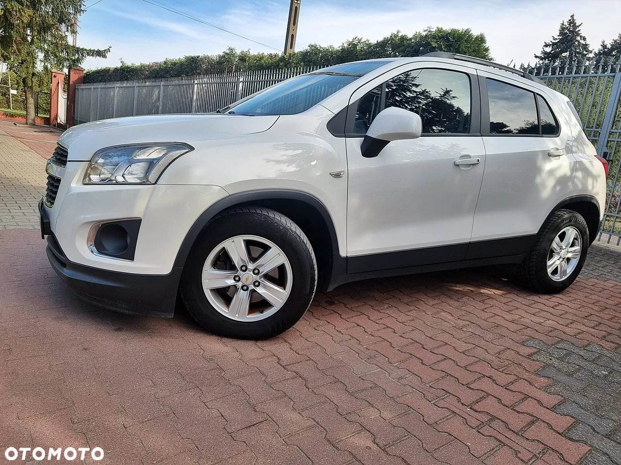 Chevrolet Trax 1.4T AWD LS - 14