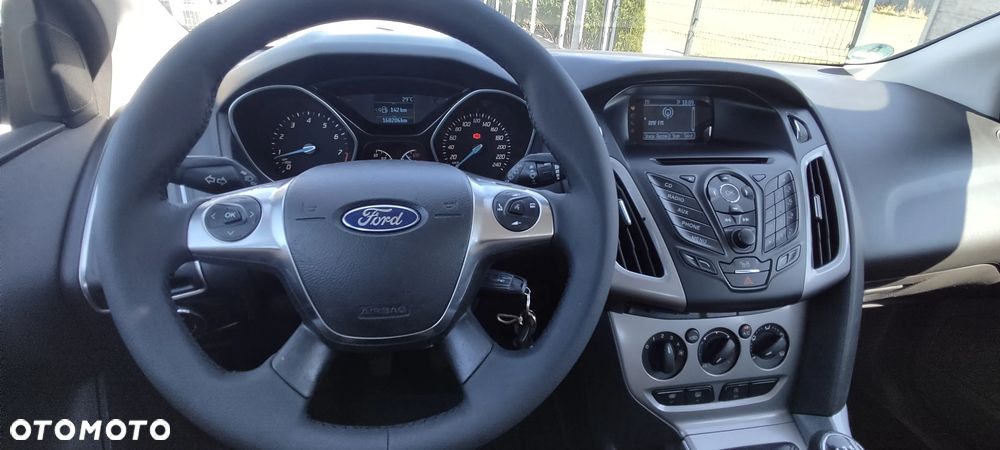 Ford Focus 1.0 EcoBoost Start-Stopp-System Ambiente - 13