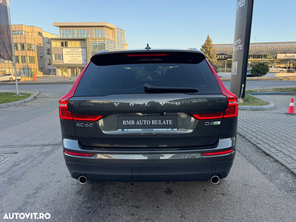 Volvo XC 60 D4 AWD Geartronic Momentum - 17