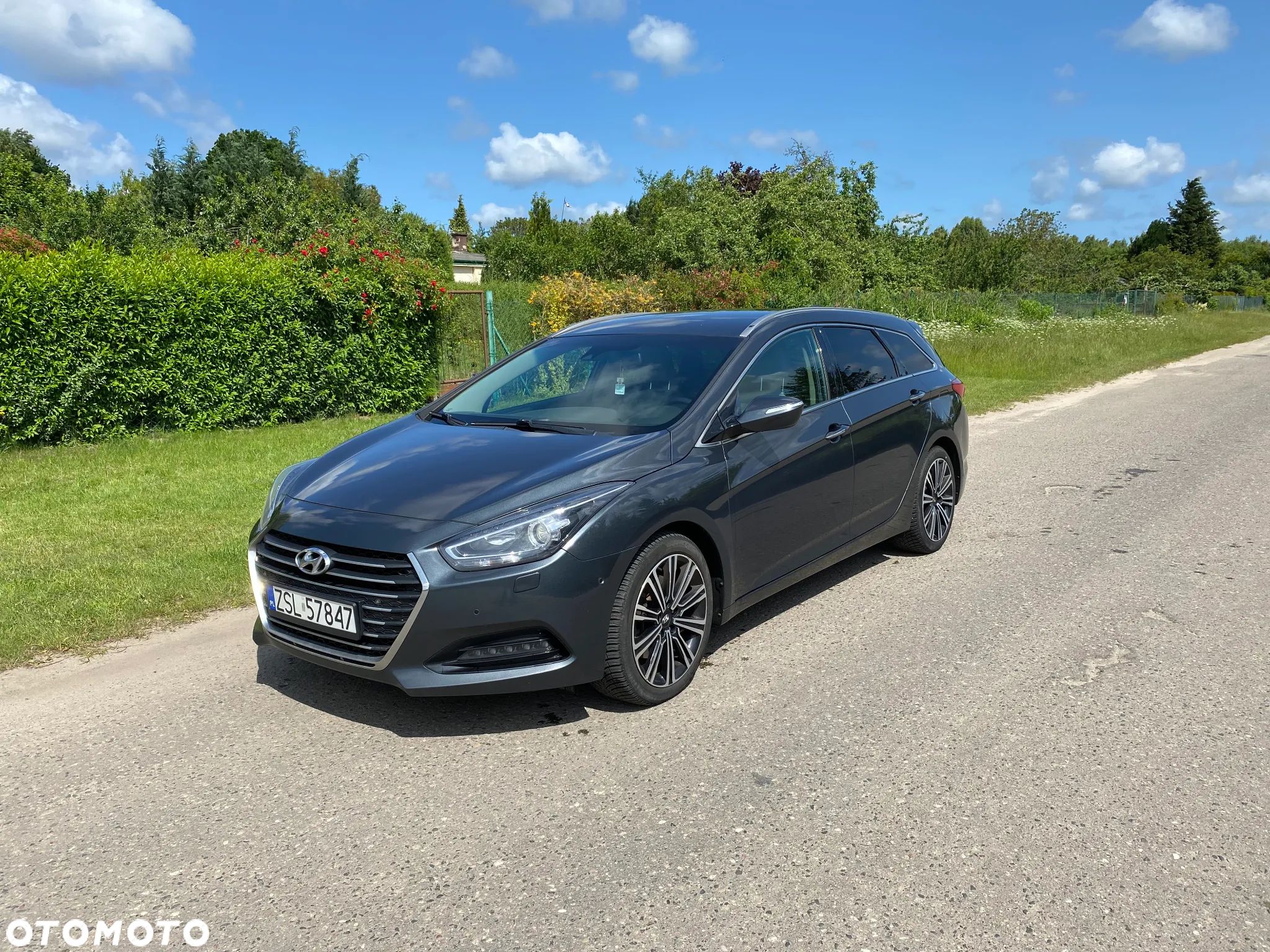 Hyundai i40 Kombi blue 1.7 CRDi DCT Premium - 1