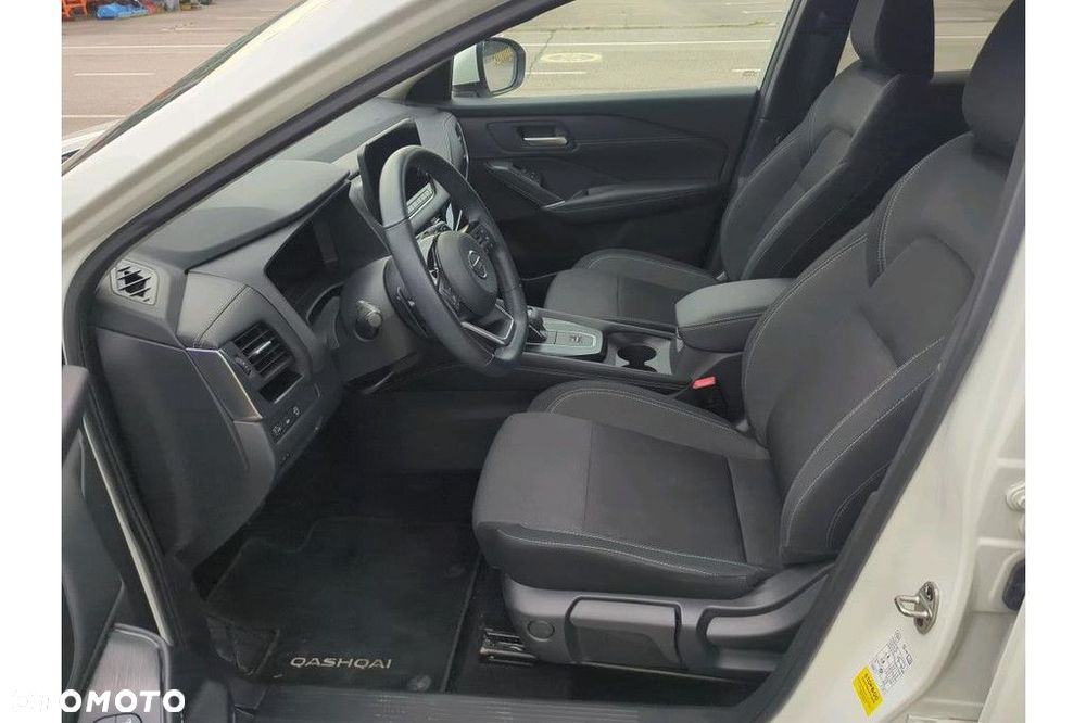 Nissan Qashqai 1.3 DIG-T MHEV N-Connecta Xtronic - 5