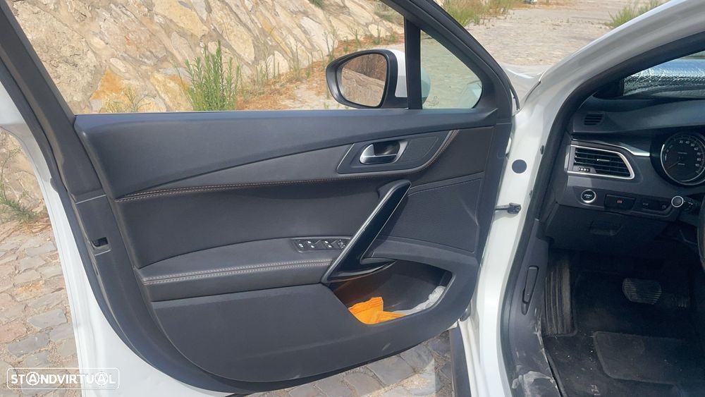 Peugeot 508 RXH 2.0 HDi Hybrid4 2-Tronic 104g - 14