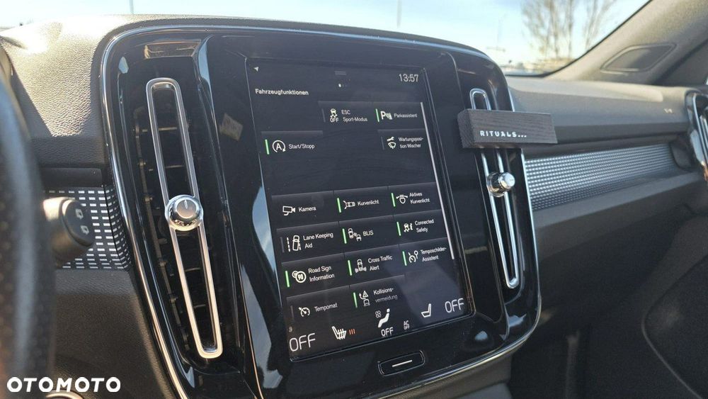 Volvo XC 40 - 13