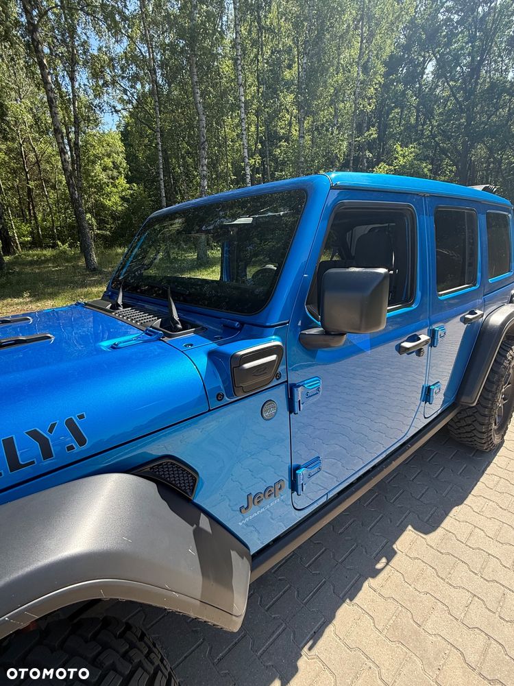 Jeep Wrangler - 13