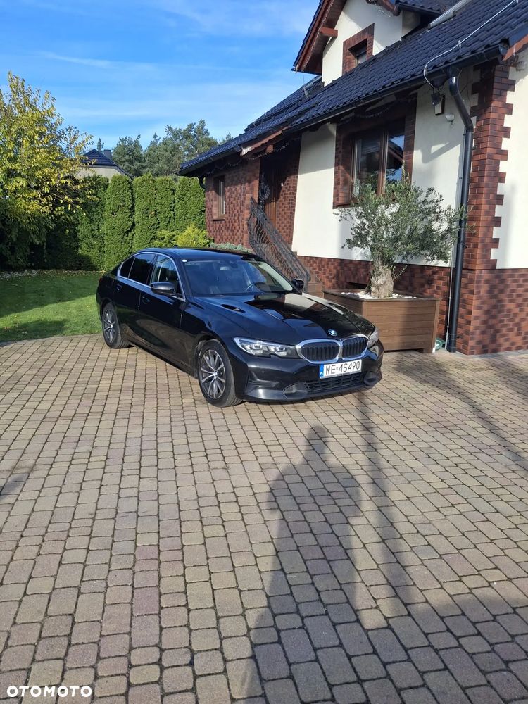 BMW Seria 3 320d Sport Line