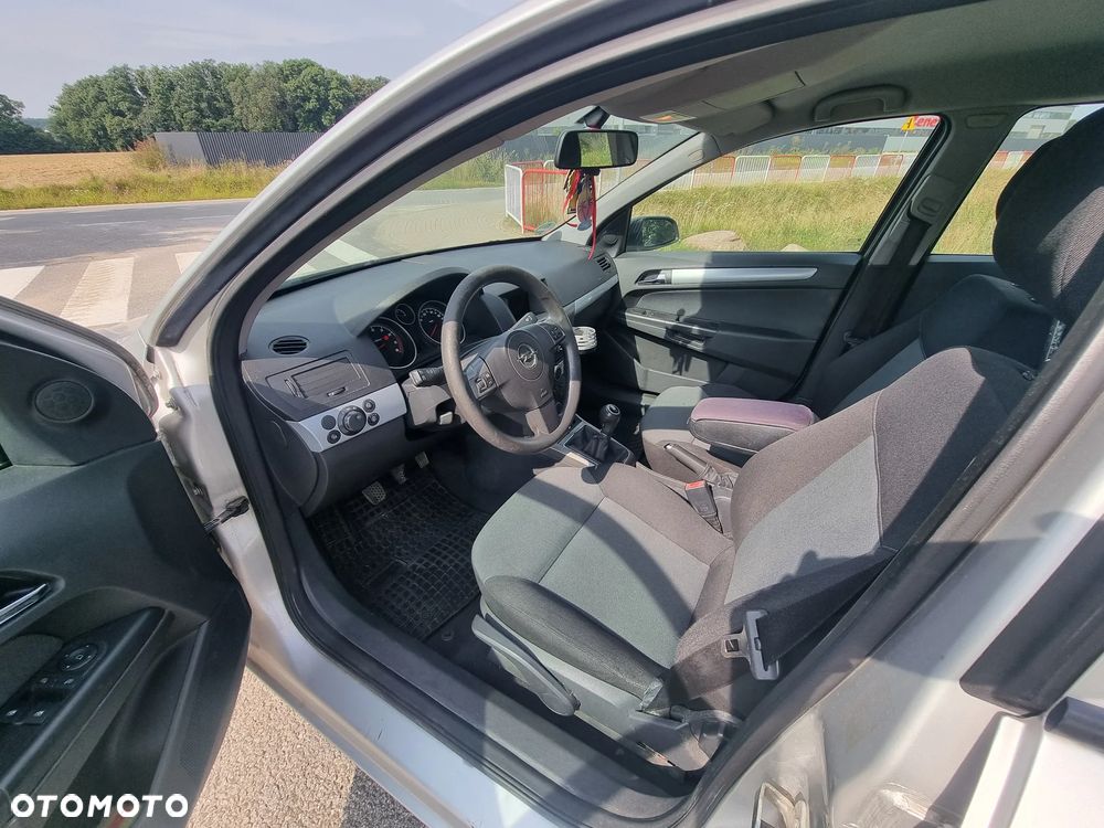 Opel Astra 1.6 - 12