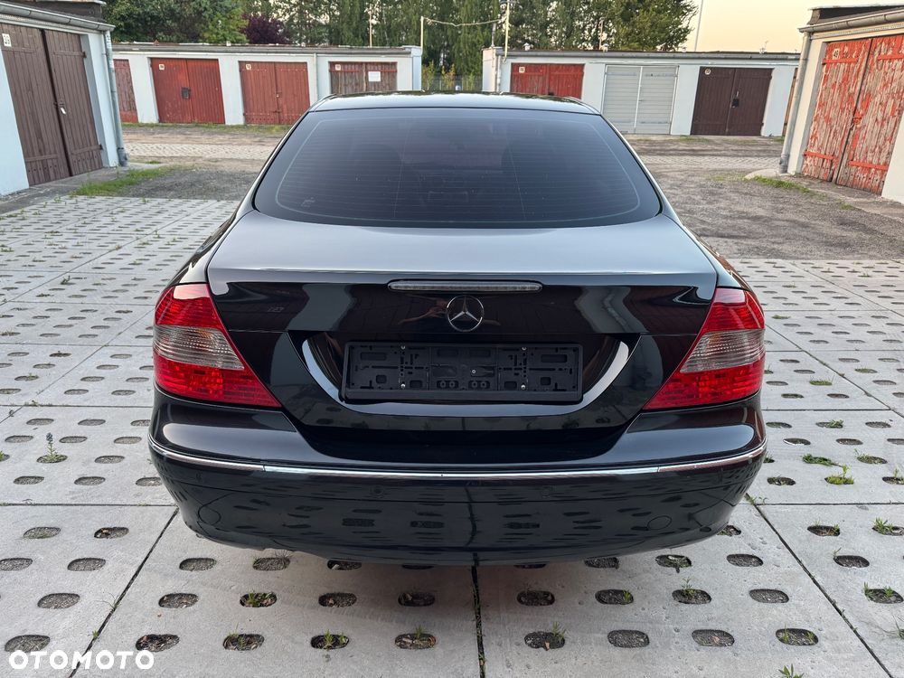 Mercedes-Benz CLK - 19