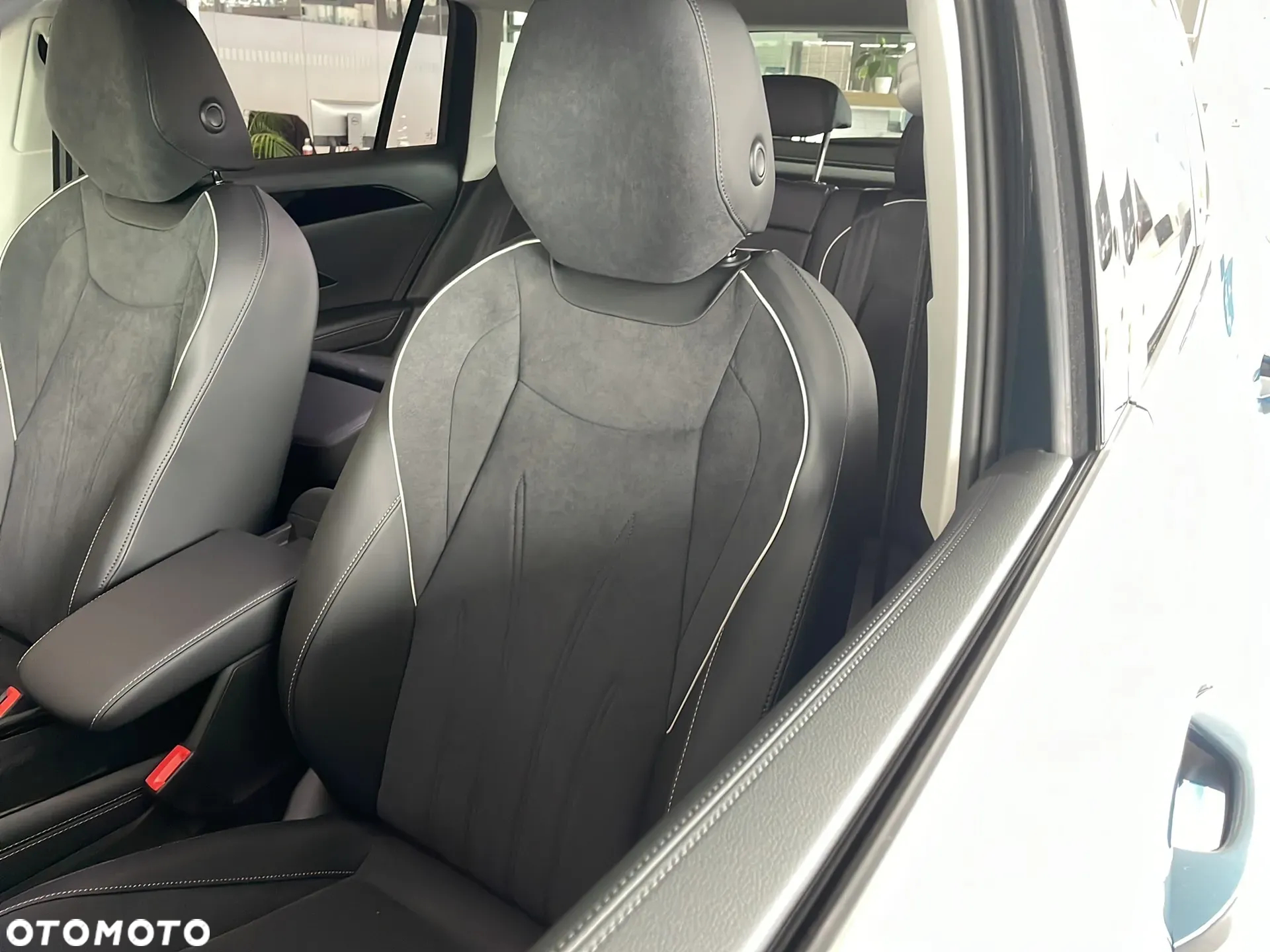 Volkswagen Tiguan 1.5 eHybrid PHEV Elegance DSG - 11