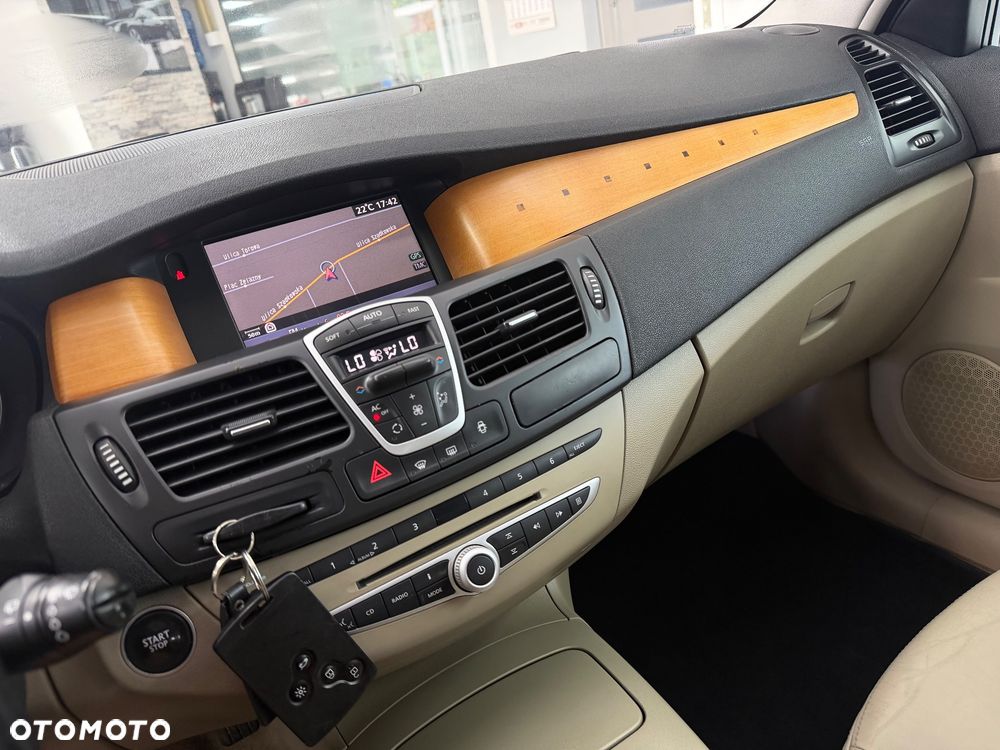 Renault Laguna 2.0 dCi Initiale - 39