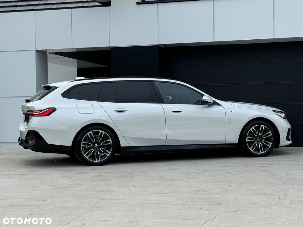 BMW Seria 5 520d xDrive Touring - 30