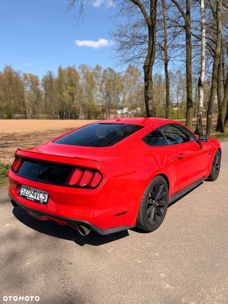 Ford Mustang 5.0 V8 GT - 4