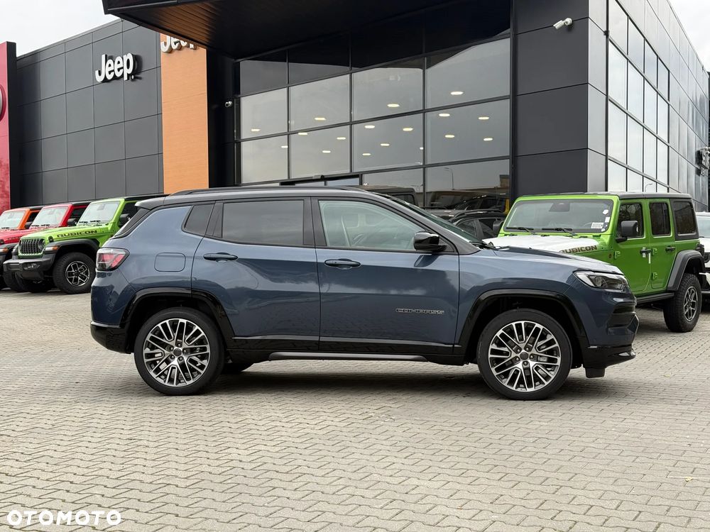 Jeep Compass 1.5 T4 mHEV Summit FWD S&S DCT - 11