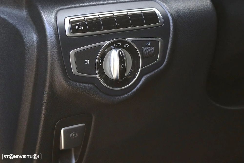 Mercedes-Benz V 220 d Aut. - 16