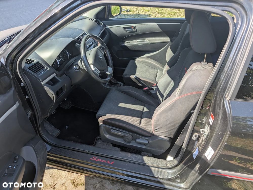 Suzuki Swift - 8