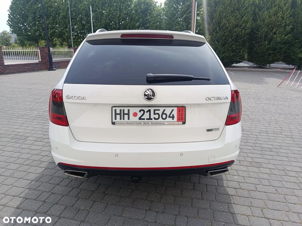 Skoda Octavia 2.0 TDI DPF DSG RS - 8