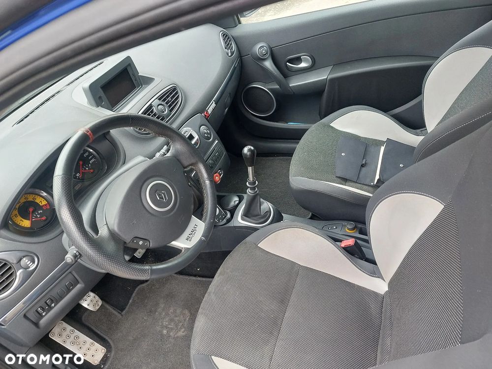Renault Clio 2.0 16V 200 RS Cup - 3