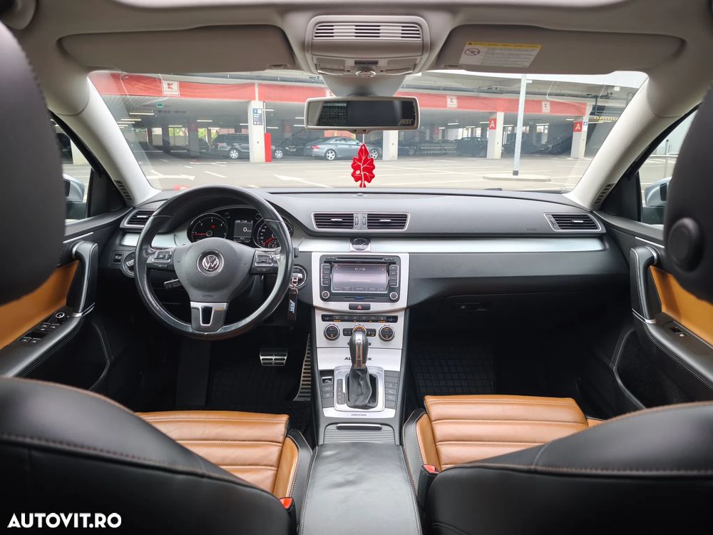 Volkswagen Passat Alltrack 2.0 TDI 4Motion DSG BlueMotion Tec - 16