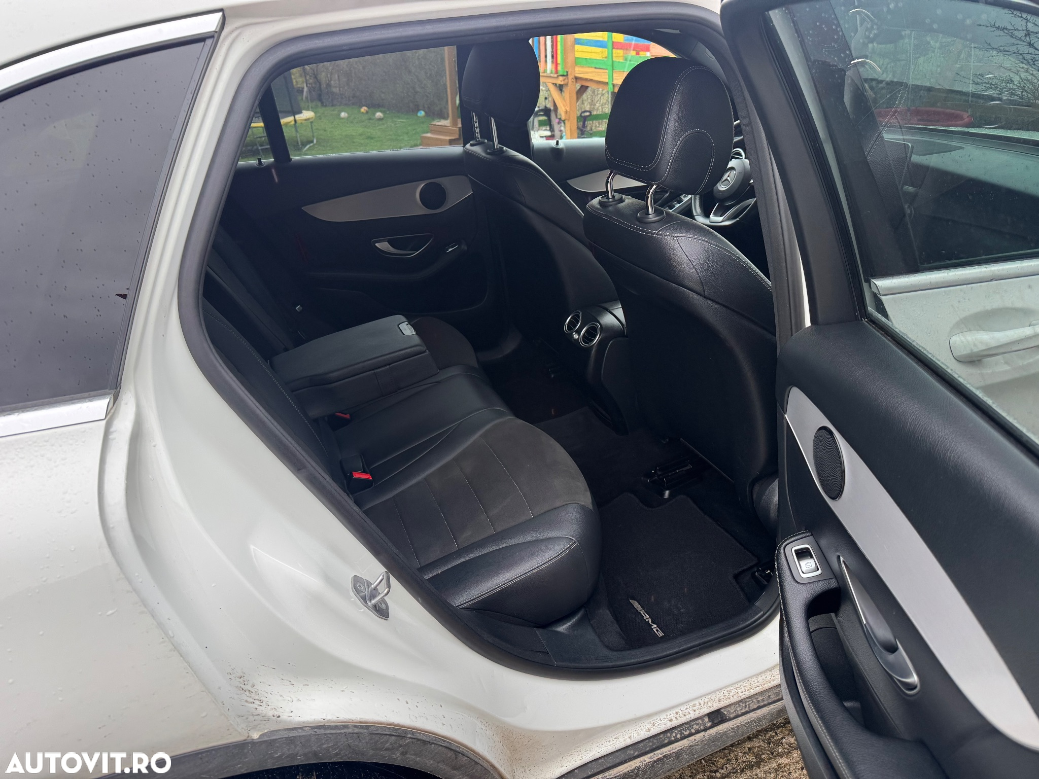 Mercedes-Benz GLC 250 d 4Matic 9G-TRONIC AMG Line - 8