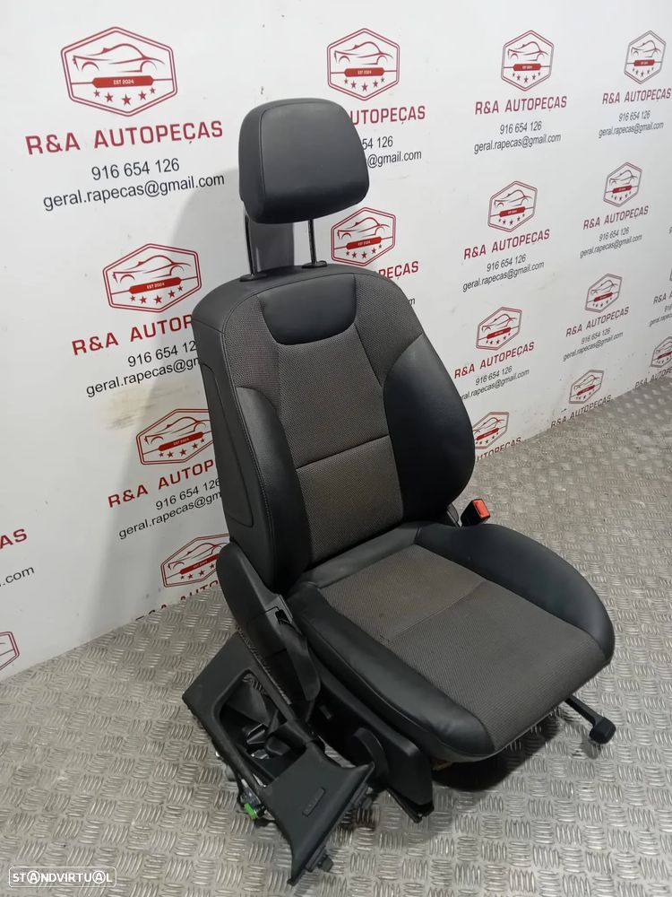 Conjunto de Bancos Mercedes Class C w204 AMG Carro - 22