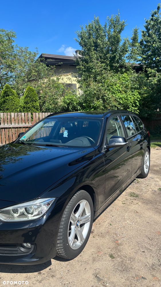 BMW Seria 3 318d EU6 - 3