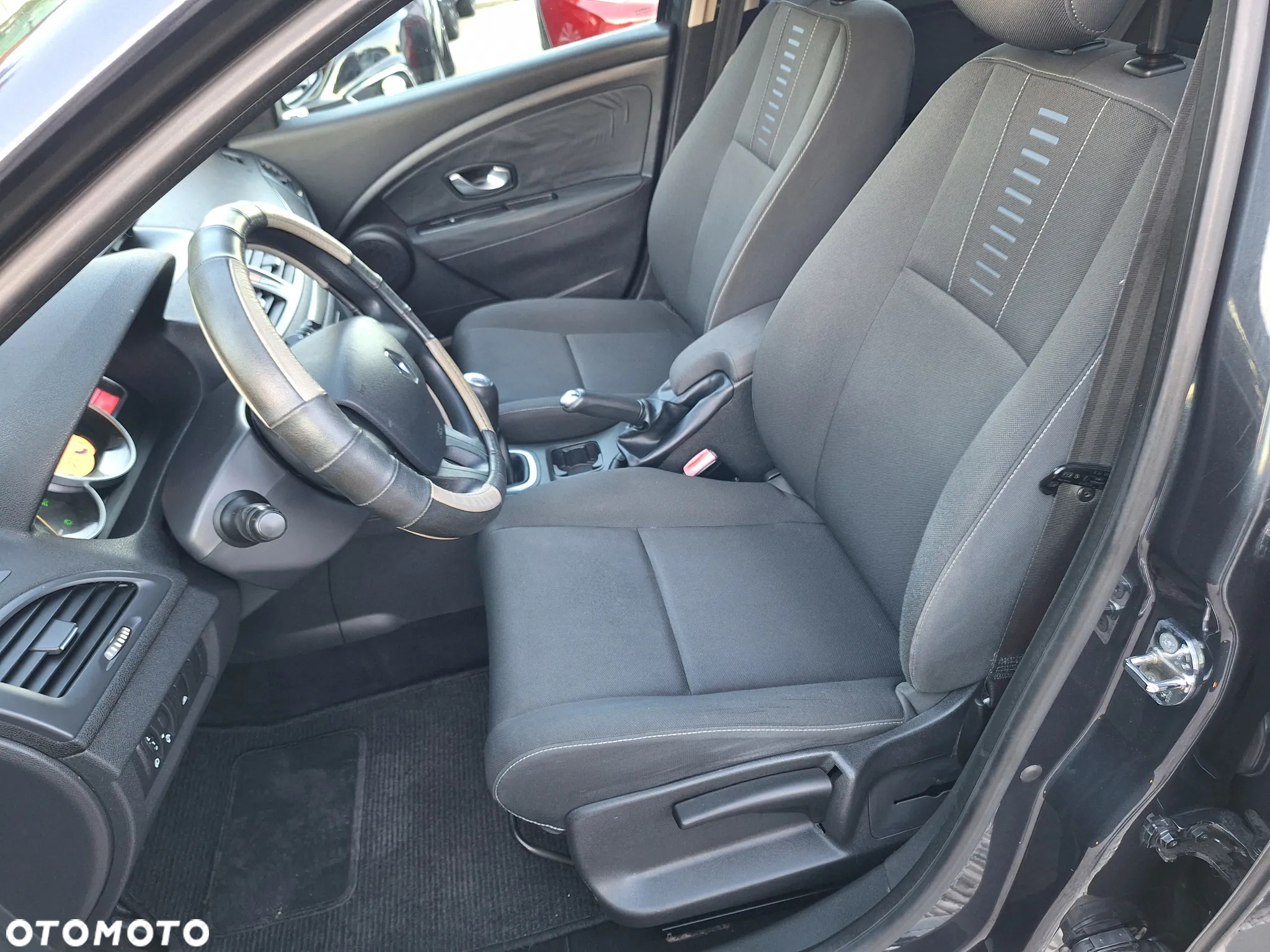 Renault Megane 1.6 16V 100 Paris - 18