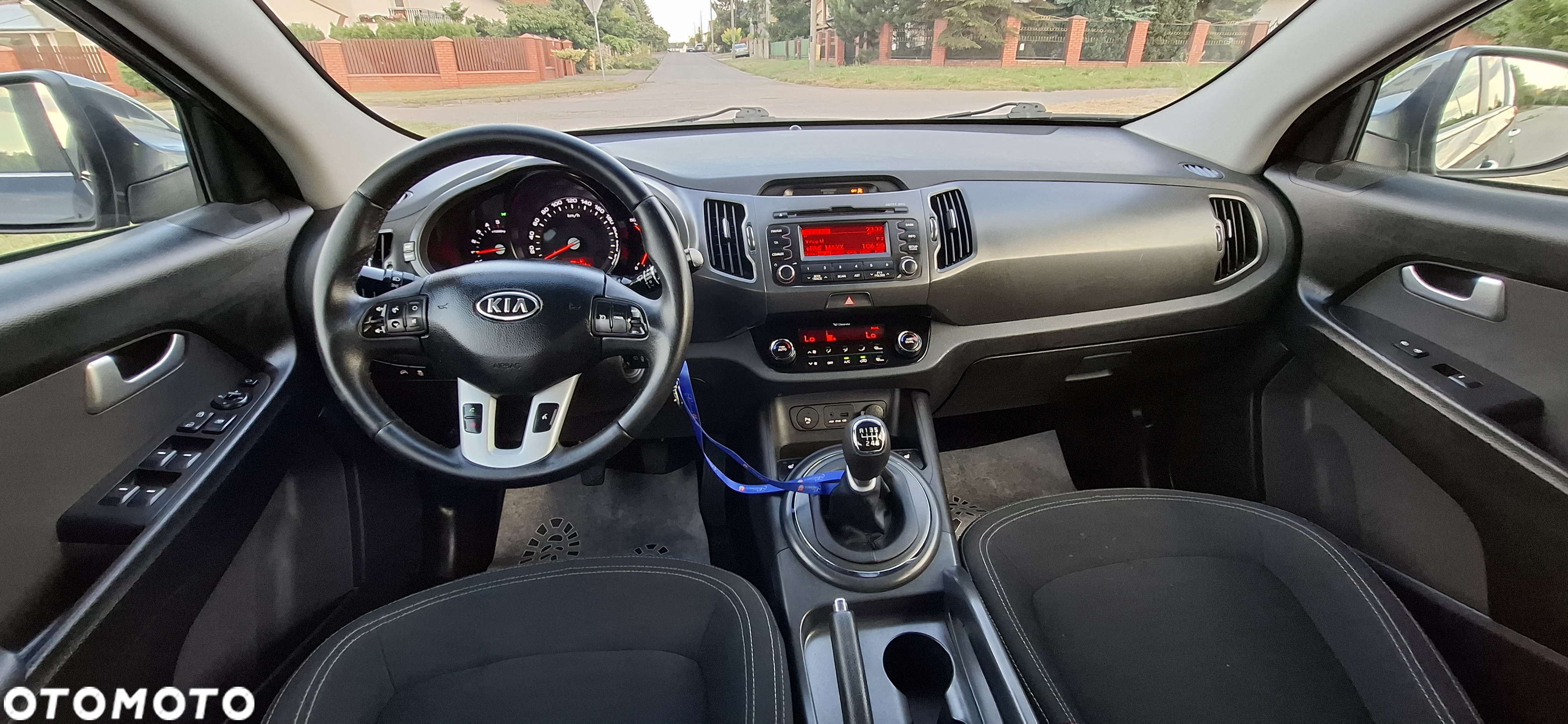 Kia Sportage 1.7 CRDI 2WD Dream-Team Edition - 12