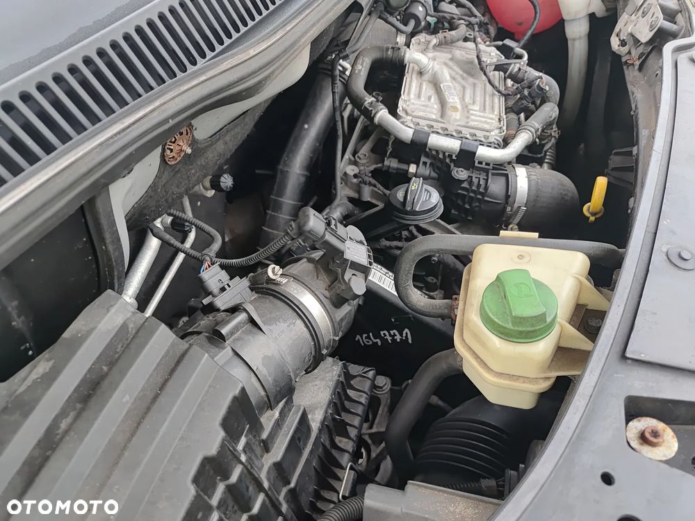 Volkswagen Caravelle 2.0 TDI L1 Trendline - 29