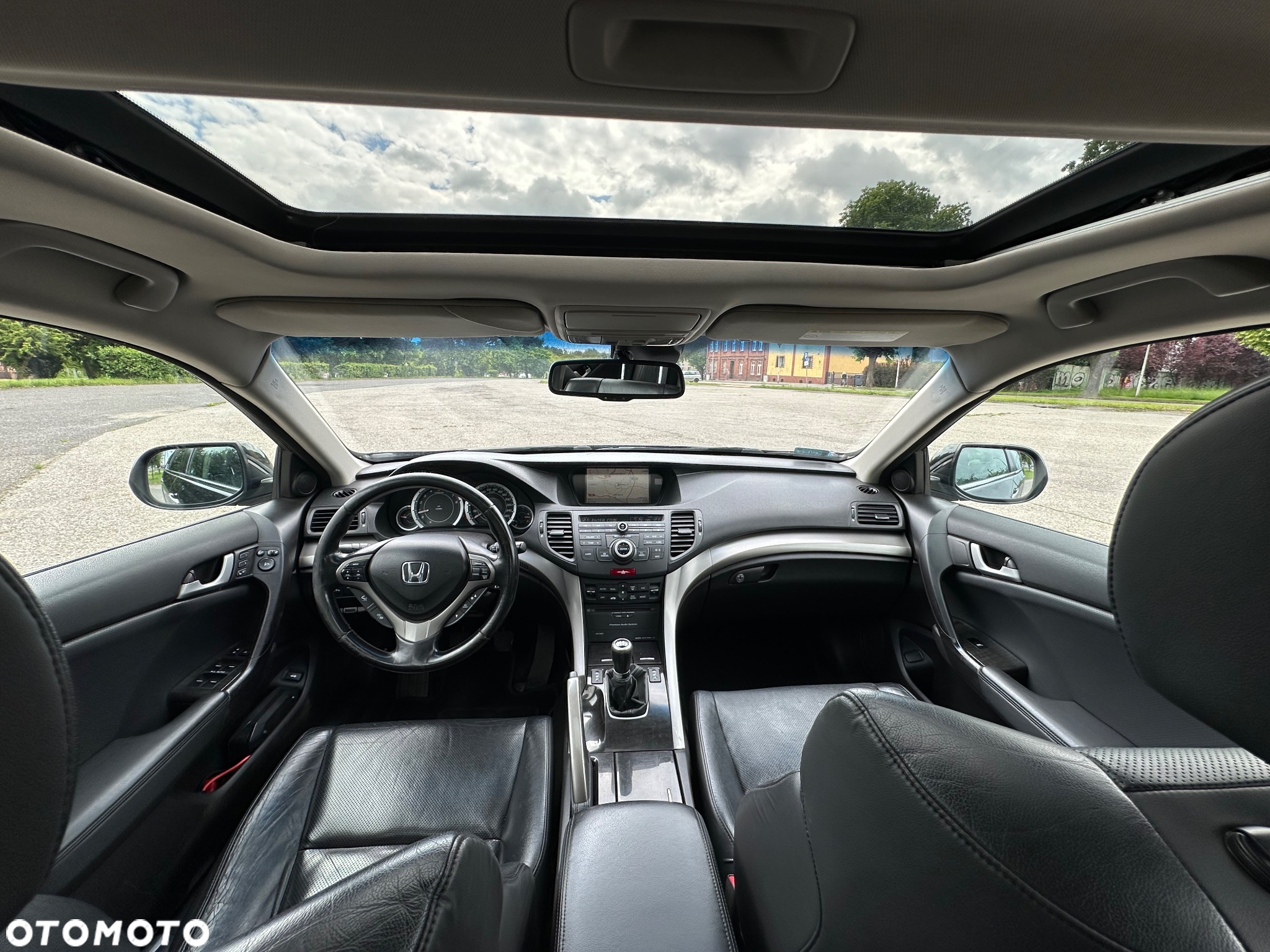Honda Accord 2.0 Executive Nav - 15