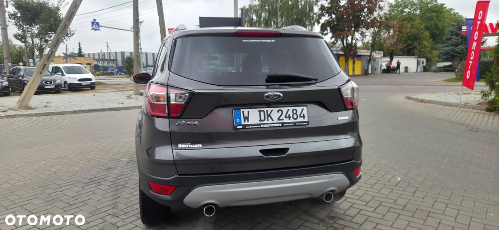 Ford Kuga 1.5 EcoBoost 2x4 Titanium - 14