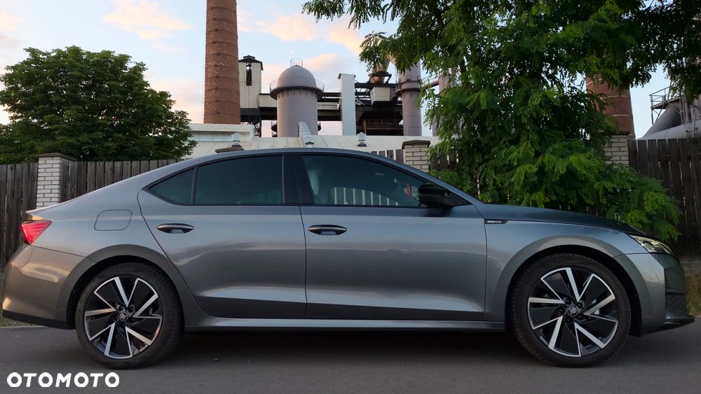 Skoda Octavia 2.0 TSI Sportline 4x4 DSG - 27